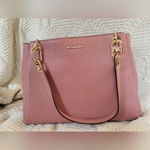 Michael Kors Gusset Shoulder Bag